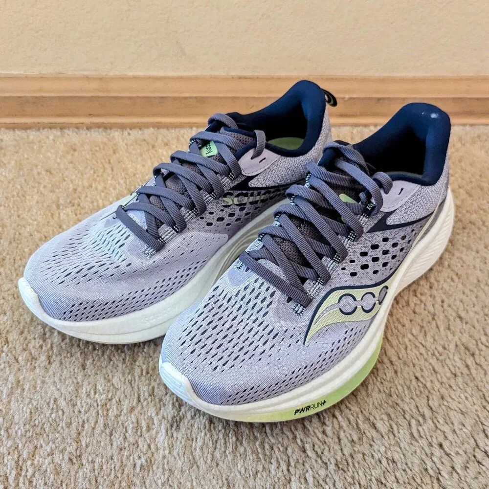 Saucony Women's Ride 17 Running Shoes, Size 8B (Medium) - Picture 3 of 4